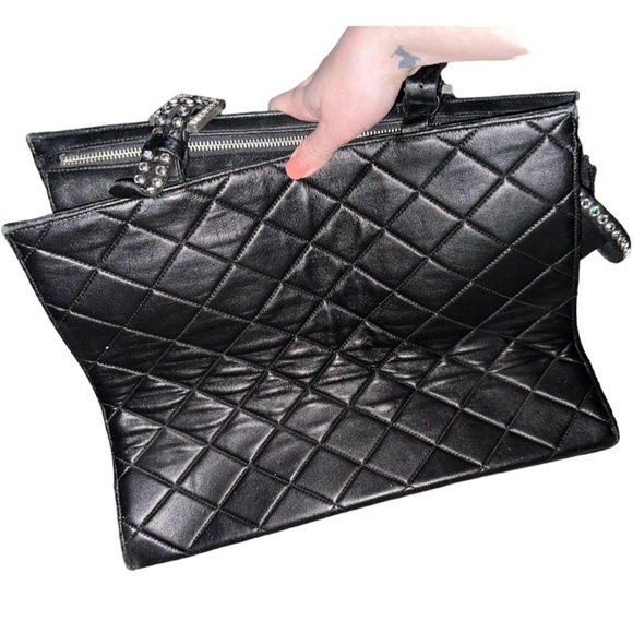 Kippy’s Dog Carrier - Picture 2 of 7